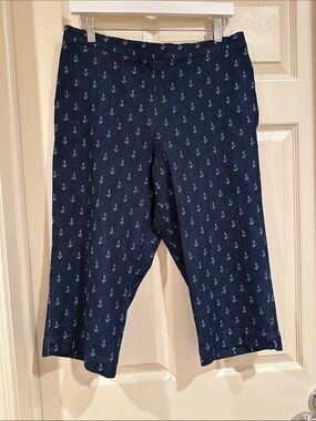 Alfred Dunner Navy Anchor Capri pants